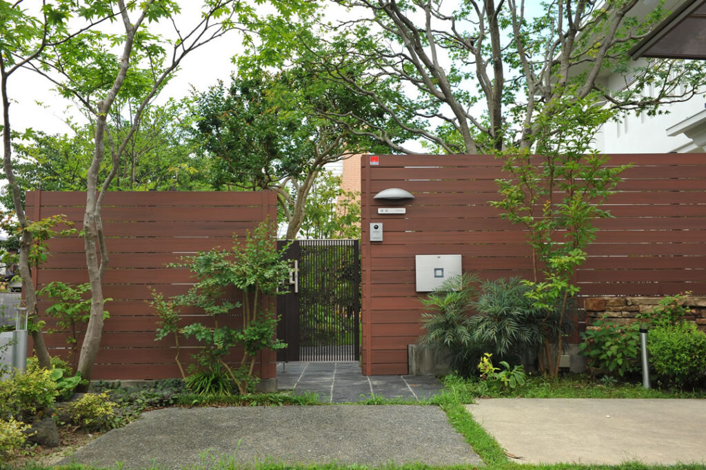 豊かな緑の空間を楽しむお庭